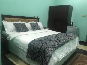 Kaura Hotel and Suites